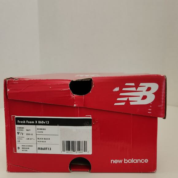 Athletic_Shoes